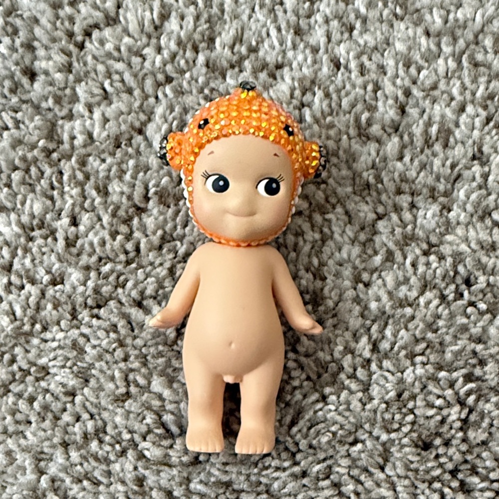 Sonny angel marine series clownfish. REAL. Bedazzled